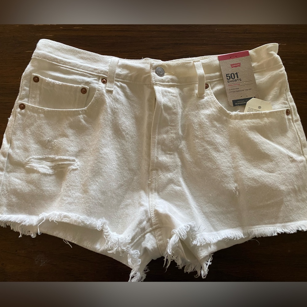Levi’s 501 high waist button fly - 30